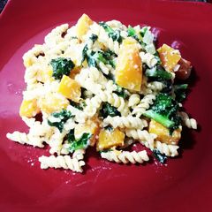 A picture of Butternut squash, kale and ricotta pasta.
