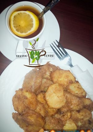 A picture of Fried sweet potato with egg.