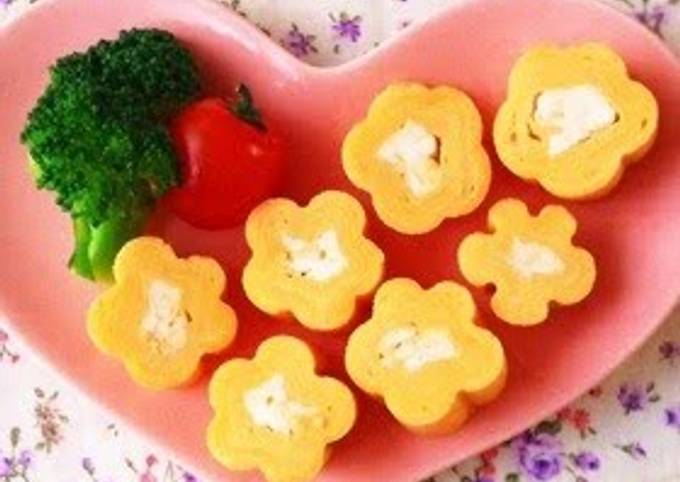 Flower Shaped Tamagoyaki Using Bamboo Skewers - For Bento Decorations