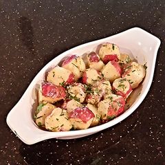 A picture of Garlic Herb Small Red Potatos.