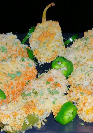 A picture of Mike's EZ Baked Jalapeño Poppers.