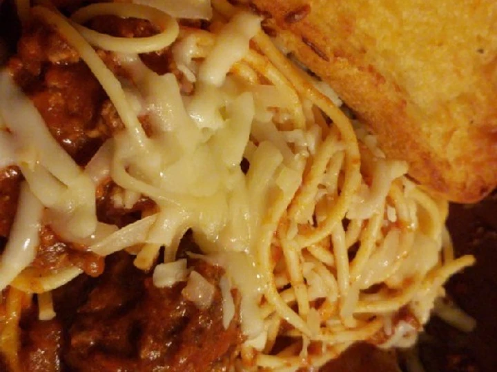 Recipe Spaghetti and Meat Balls which Delicious