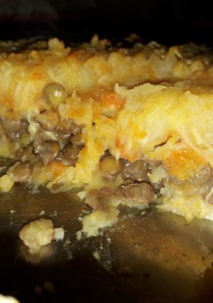 Una foto de Pastel de papa con lentejas