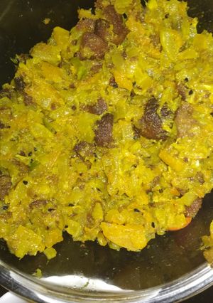 A picture of Gourd curry.