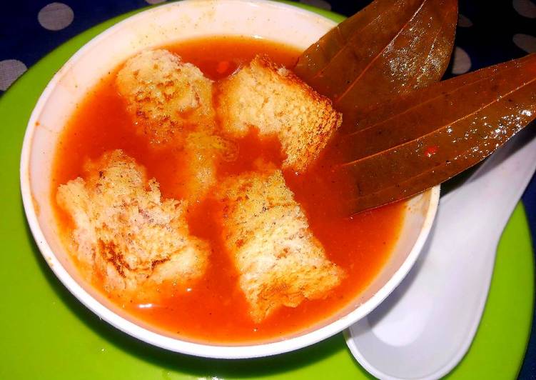 Get Breakfast of Tomato, carrot soup