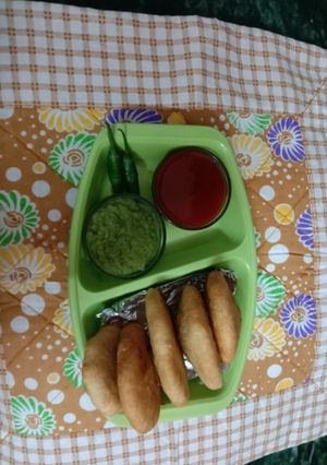 मटर कचौड़ी (matar kachodi recipe in Hindi) रेसिपी मुख्य फोटो