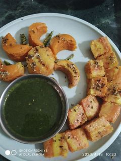 रवा ढोकला (Rava dhokla recipe in hindi) रेसिपी मुख्य फोटो