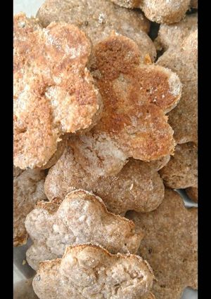 Una foto de Galletitas veganas integrales de pera 🍐
