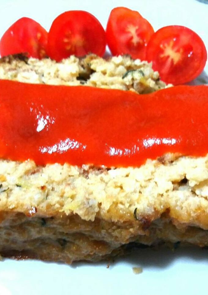 Una foto de Pastel de Mijo con salsa de tomate🌱🍅