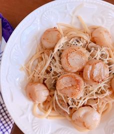 mì sốt kem sò điệp