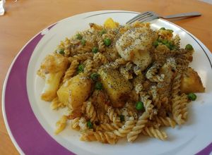 Una foto de Pasta integral con coliflor y tamari