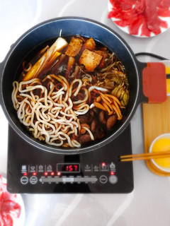 Una foto de Sukiyaki