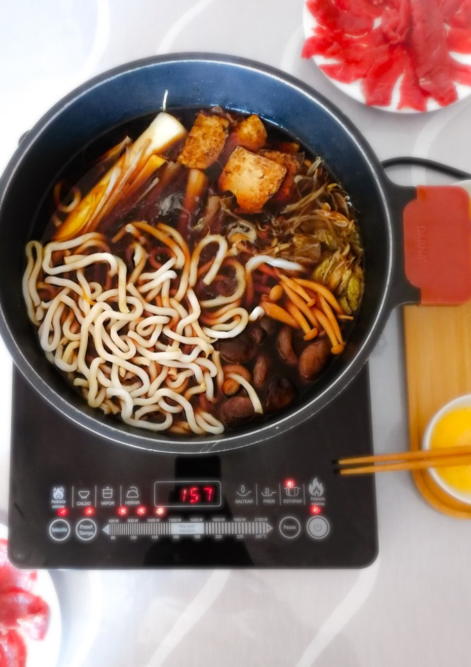 Una foto de Sukiyaki