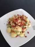 Baby potatoes with roquefort, green peppers & ham