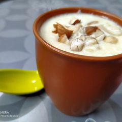 A picture of Mishti doi.