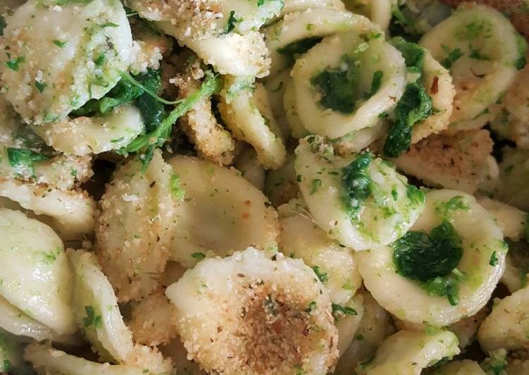 Orecchiette con cime di rapa