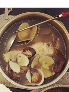 香菇蛤蜊燉雞湯（電鍋） 的食譜成品照片