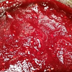 A picture of Orange Cranberry Sauce.
