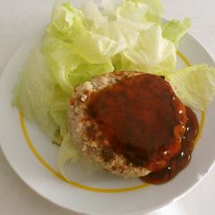A picture of Low-Carb Okara Hamburgers.