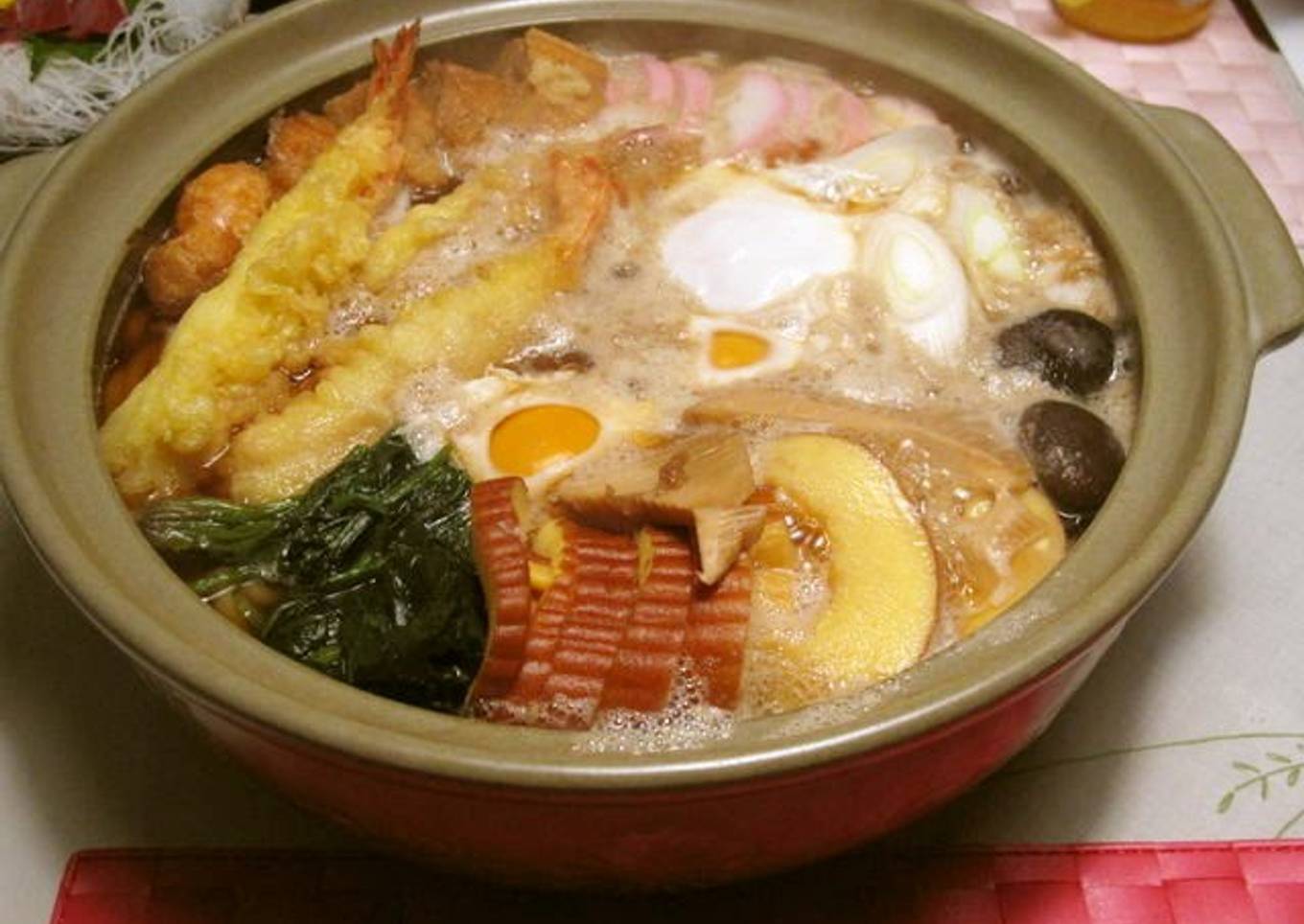 Hot pot with Yudon noodles