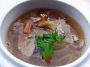 A picture of pork stock