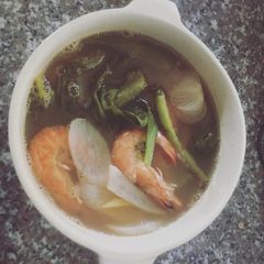 A picture of Sinigang na Hipon or Shrimps in Sour Soup.