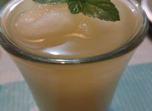 Una foto de Sorbet con vino blanco