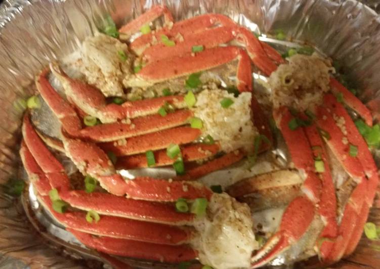 Recipe of Award-winning Garlic Roasted Crablegs