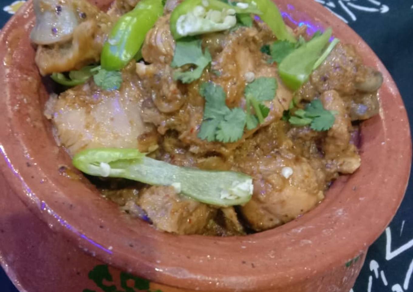 Mughlai badami chicken masala boti