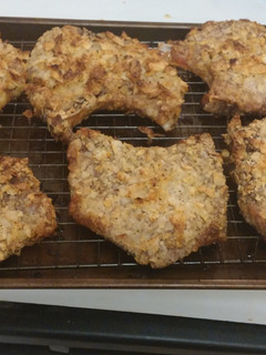 A picture of Sour Cream & Onion Crusted Pork Chops.