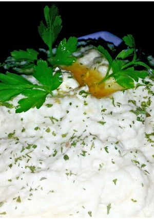 A picture of Mike's Faux Garlic Mashed Potatoes.