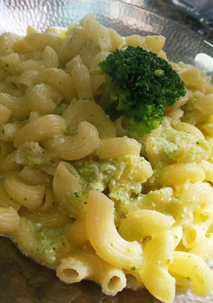 Una foto de Pasta con salsa de brócoli express