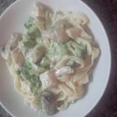 A picture of Loaded chicken Alfredo.