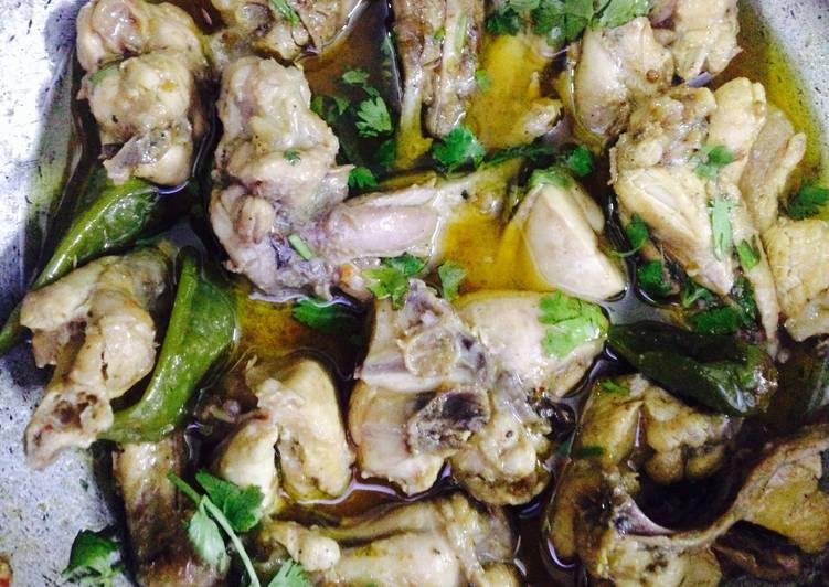 Recipe: Delicious Chicken white creamy karahi