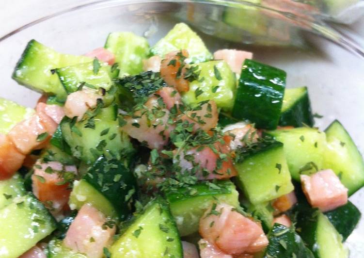 Steps to Make Speedy Chunky Bacon and Cucumber Salad