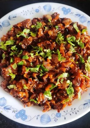 A picture of Road side Kalan with cabbage.