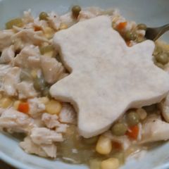 A picture of Chicken Potpie Soup.