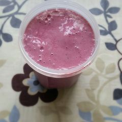A picture of Berry bomb.