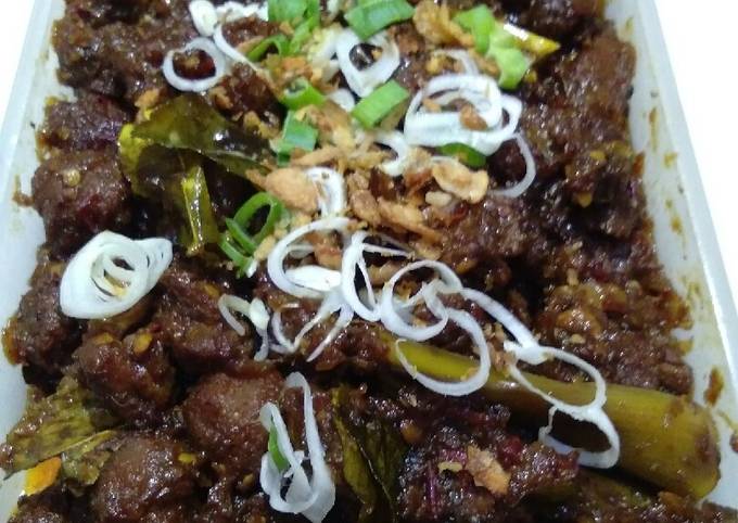 Ternyata begini lho! Bagaimana cara memasak Rendang daging simple dijamin sesuai selera