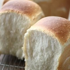 A picture of Homemade Yeast Milk Bread.