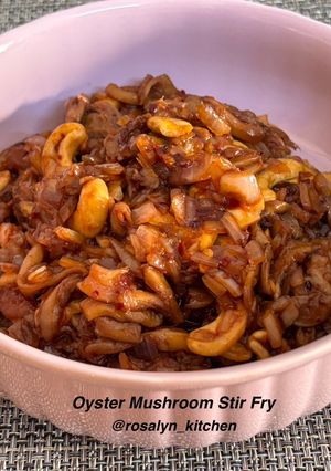 A picture of Oyster Mushroom Stir Fry.