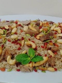 صورة لوصفة ارز بالبهارات واللحمة (منسف)