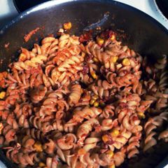 Chicken,tomato,feta,corn pasta A picture of Chicken,tomato,feta,corn pasta.