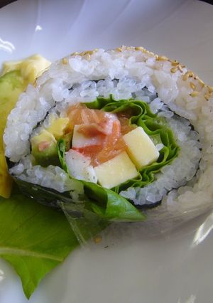 A picture of Japanese-Style California Roll.