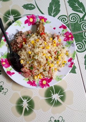 Hình của món Cơm chiên thập cẩm.