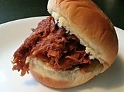 A picture of bbq chicken sandwich
