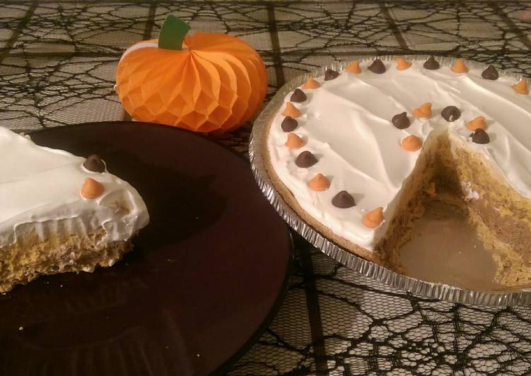 Recipe of Perfect Chocolate Pumpkin Pudding Pie