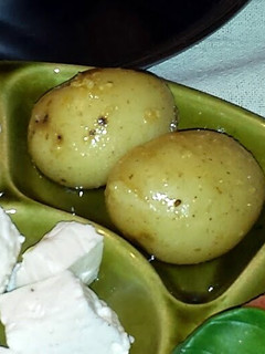 A picture of Garlic Buttered Potatoes.
