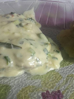 Una foto de Cazón al verdeo con puré de batata