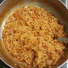 A picture of Yippee noodles.
